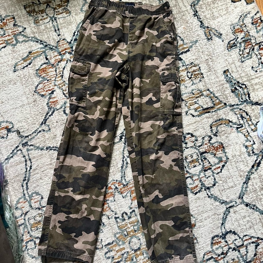 Camo cargo pants